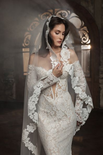 Samantha с фатой