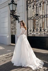 Angelique с юбкой