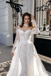 Angelique с юбкой